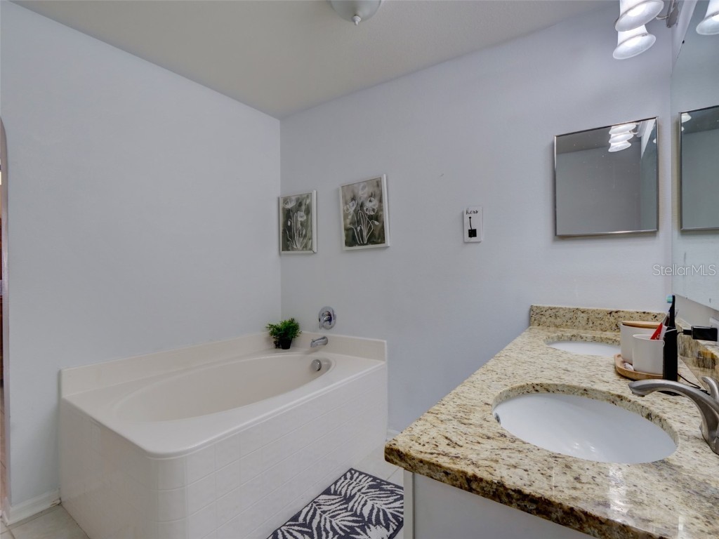 121 W Fiesta Key Loop Deland FL 32720 O6360188 image33