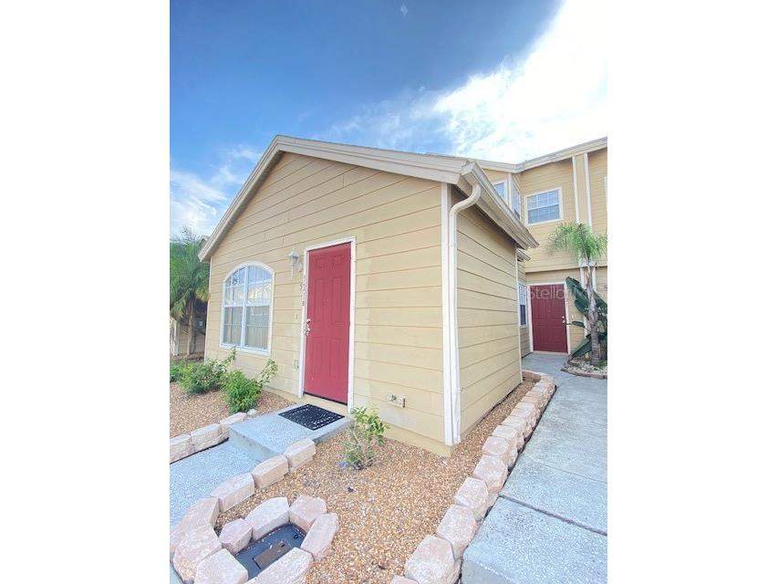 121 Washington Palm Loop Davenport FL 33897 S5088532 image1