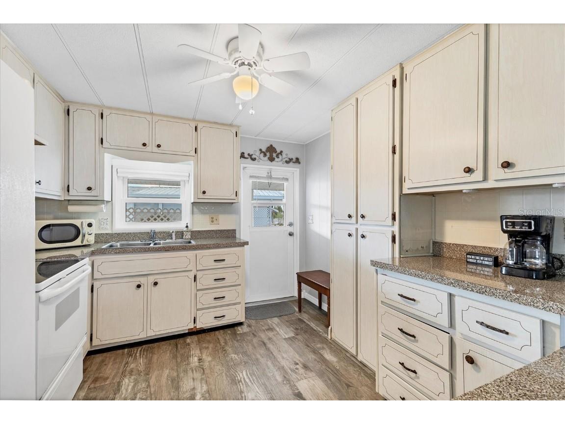 1210 44th Avenue Drive E Ellenton FL 34222 A4673904 image8