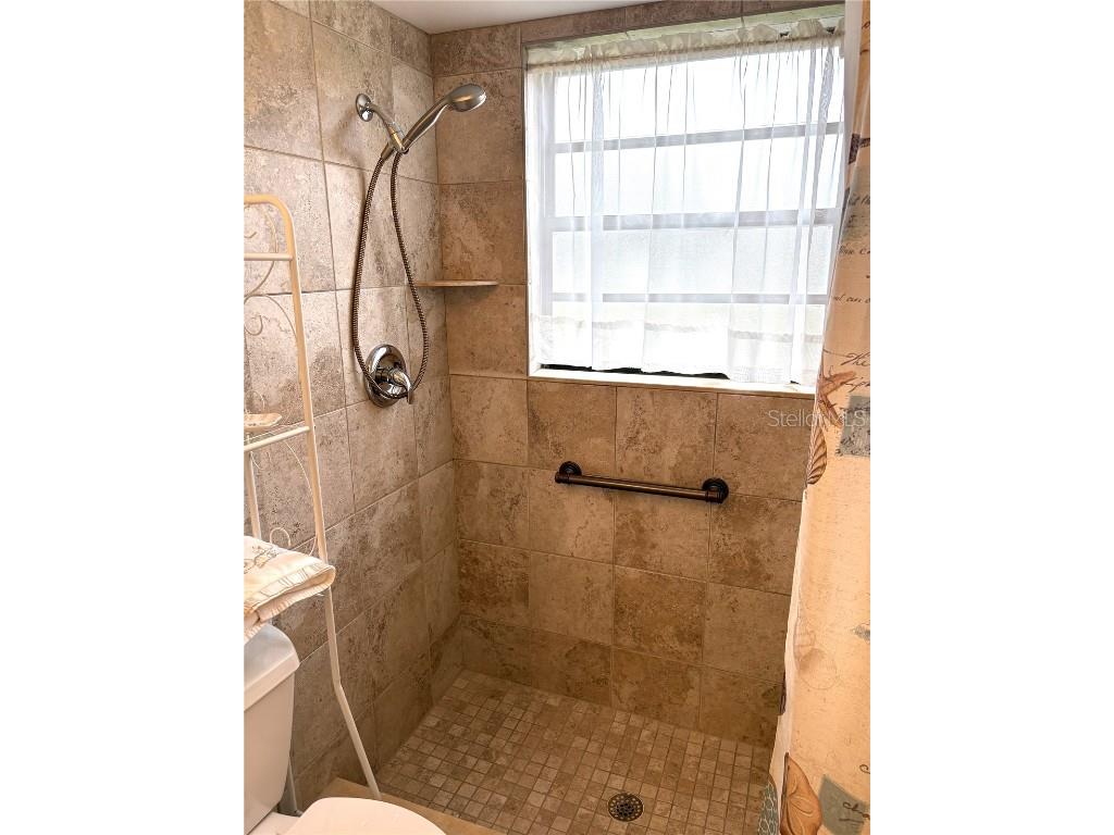 1210 56th Street W #1210 Bradenton FL 34209 A4638950 image40