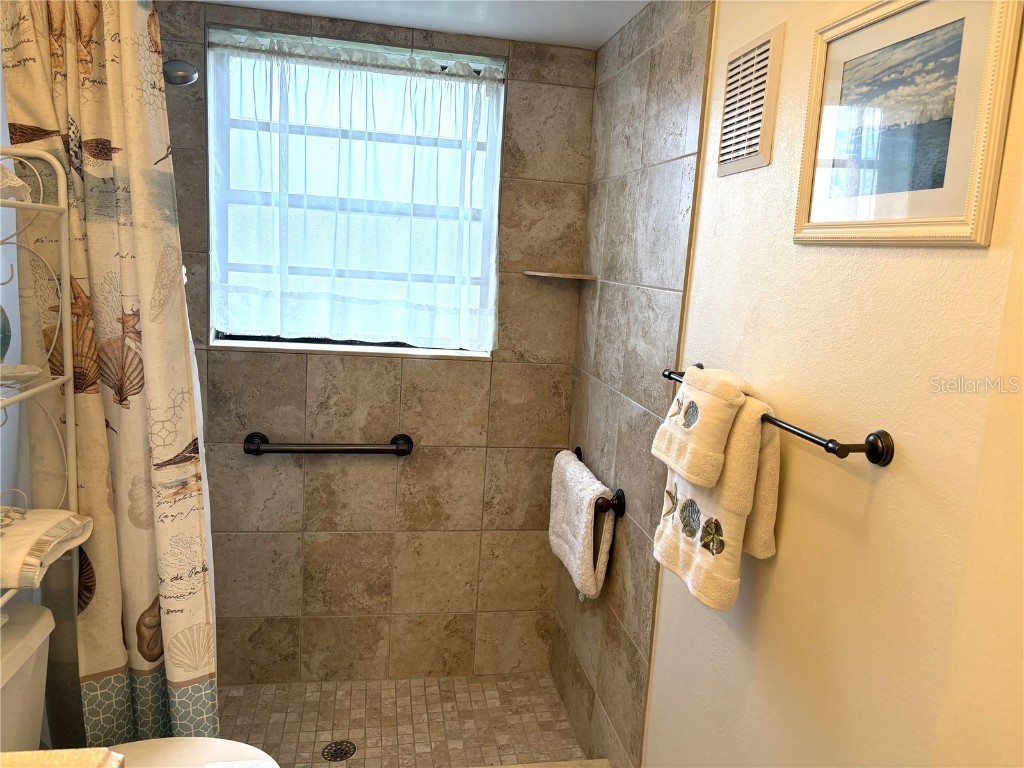 1210 56th Street W #1210 Bradenton FL 34209 A4638950 image42