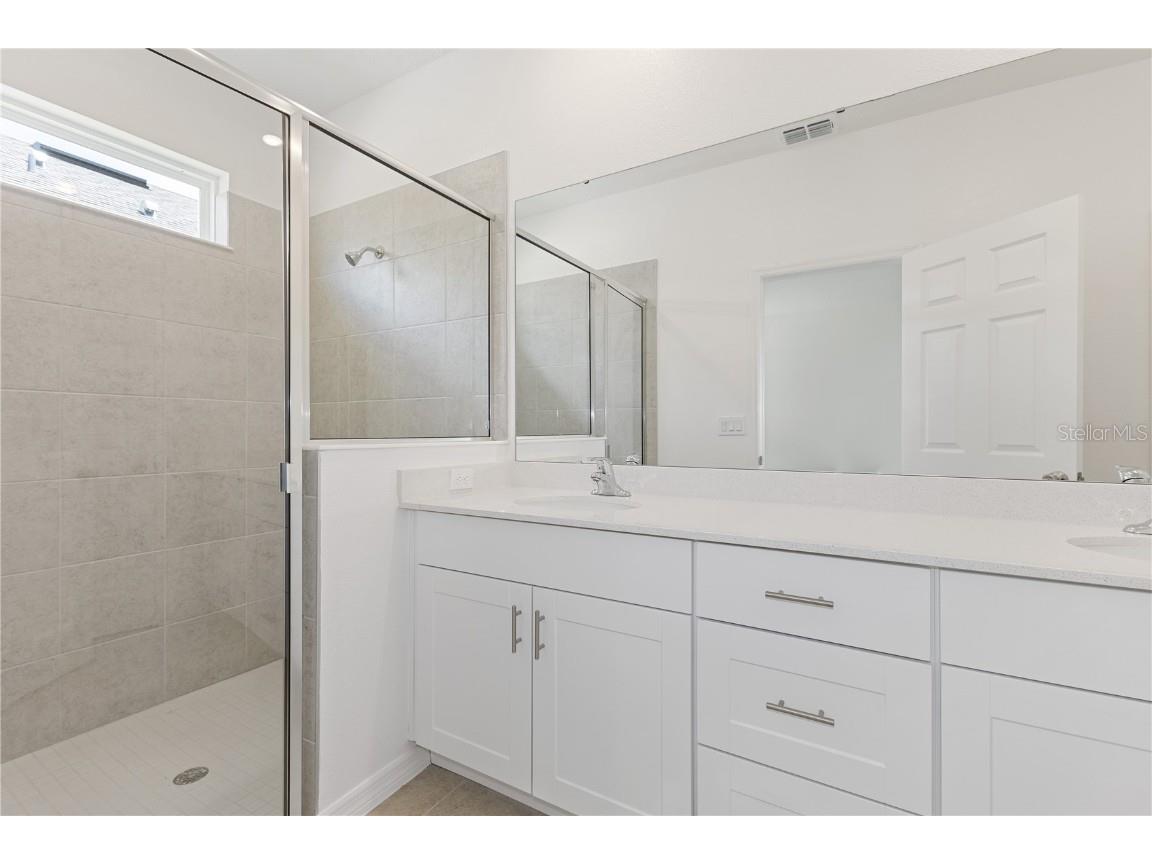 1210 Atlantic Avenue Fruitland Park FL 34731 O6317840 image5