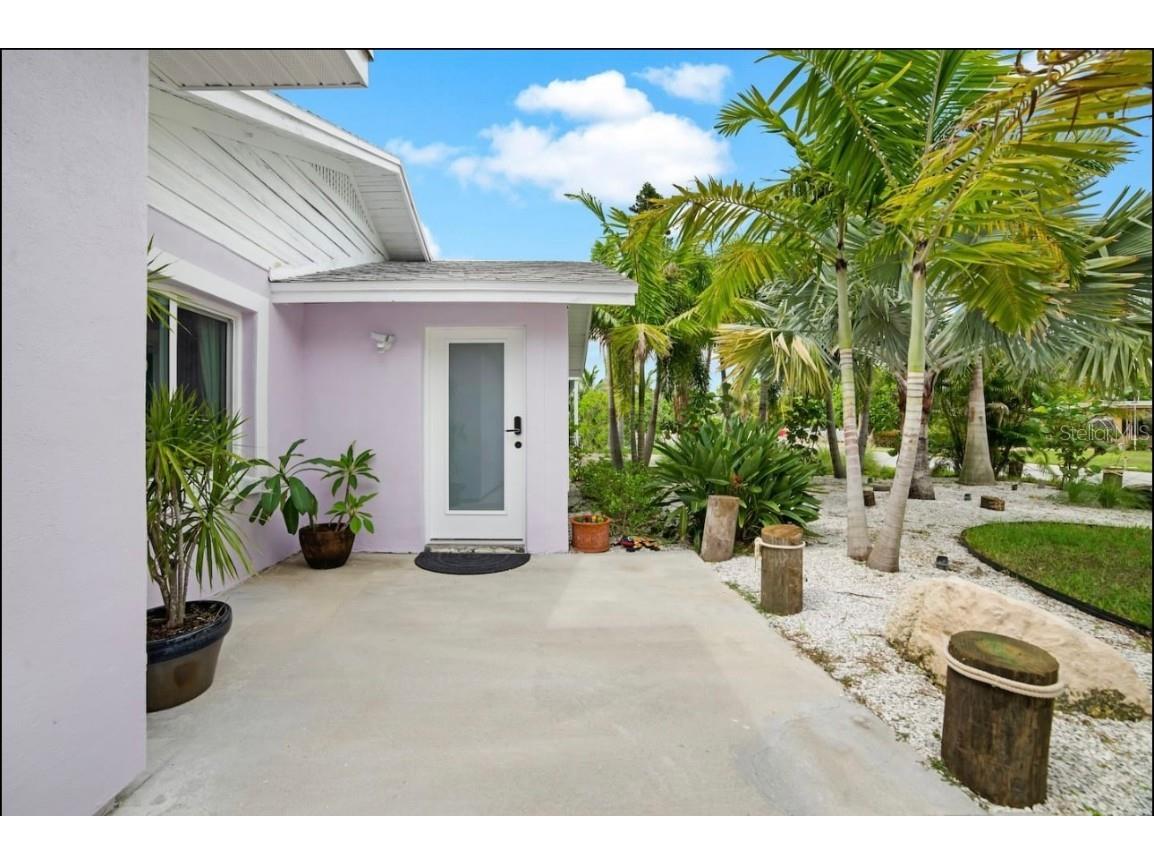 1210 Bay Palm Boulevard Indian Rocks Beach FL 33785 TB8400128 image1