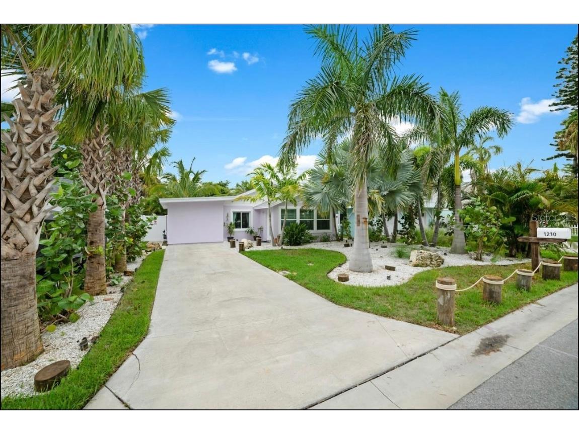 1210 Bay Palm Boulevard Indian Rocks Beach FL 33785 TB8400128 image2