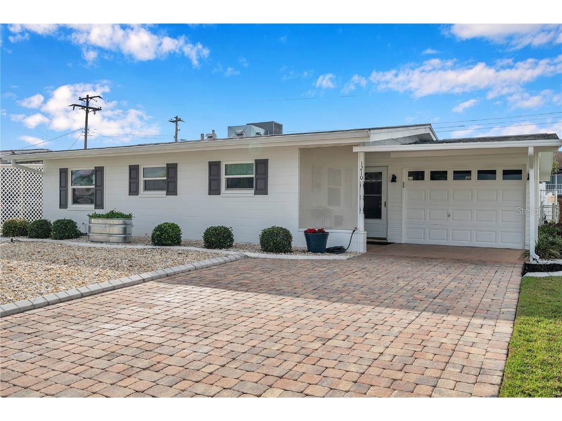 1210 Beach Boulevard Sun City Center FL 33573 T3493943 image1