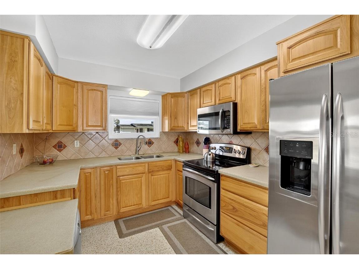 1210 Beach Boulevard Sun City Center FL 33573 TB8447928 image7