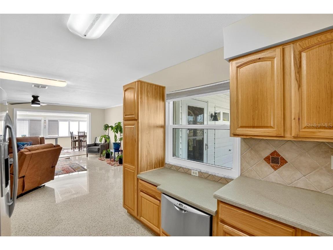 1210 Beach Boulevard Sun City Center FL 33573 TB8447928 image8