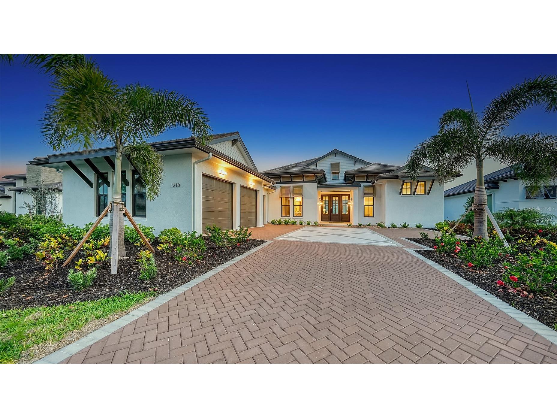 1210 Blue Shell Loop Sarasota FL 34240 A4637304 image1