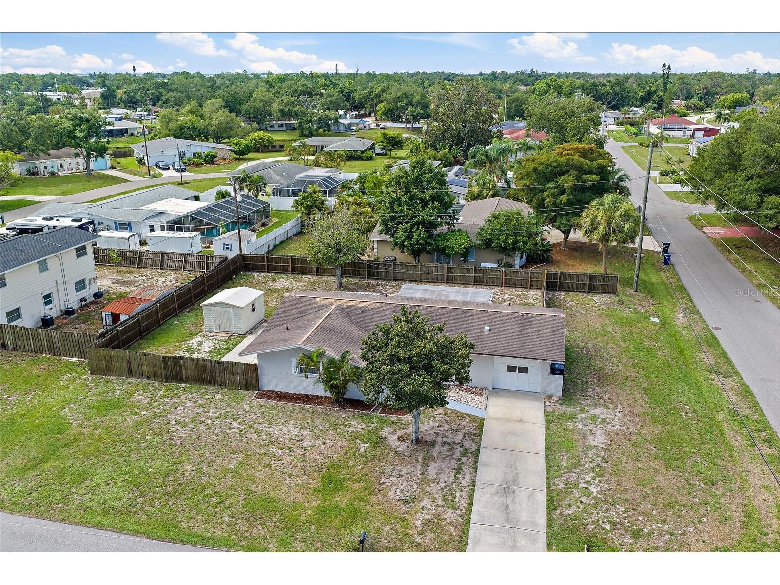 1210 Doris Drive Sarasota FL 34243 A4698576 image1