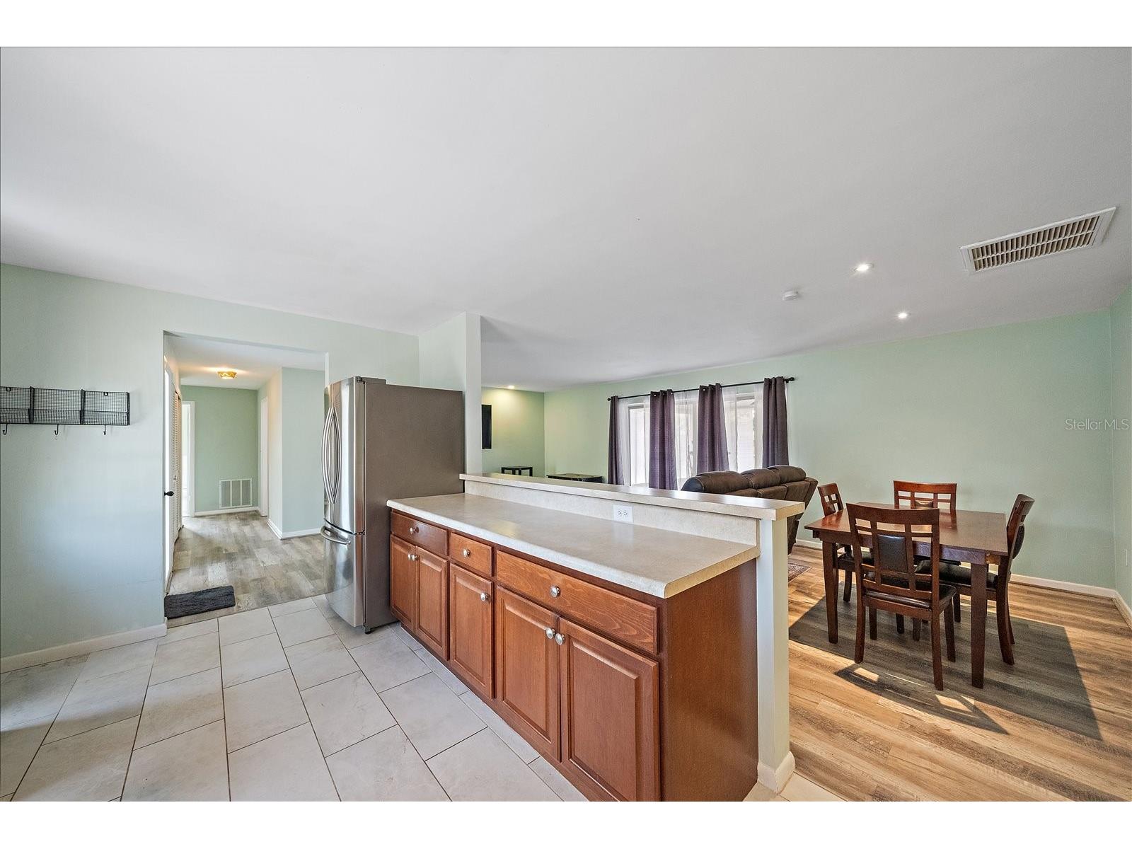 1210 Doris Drive Sarasota FL 34243 A4698576 image11