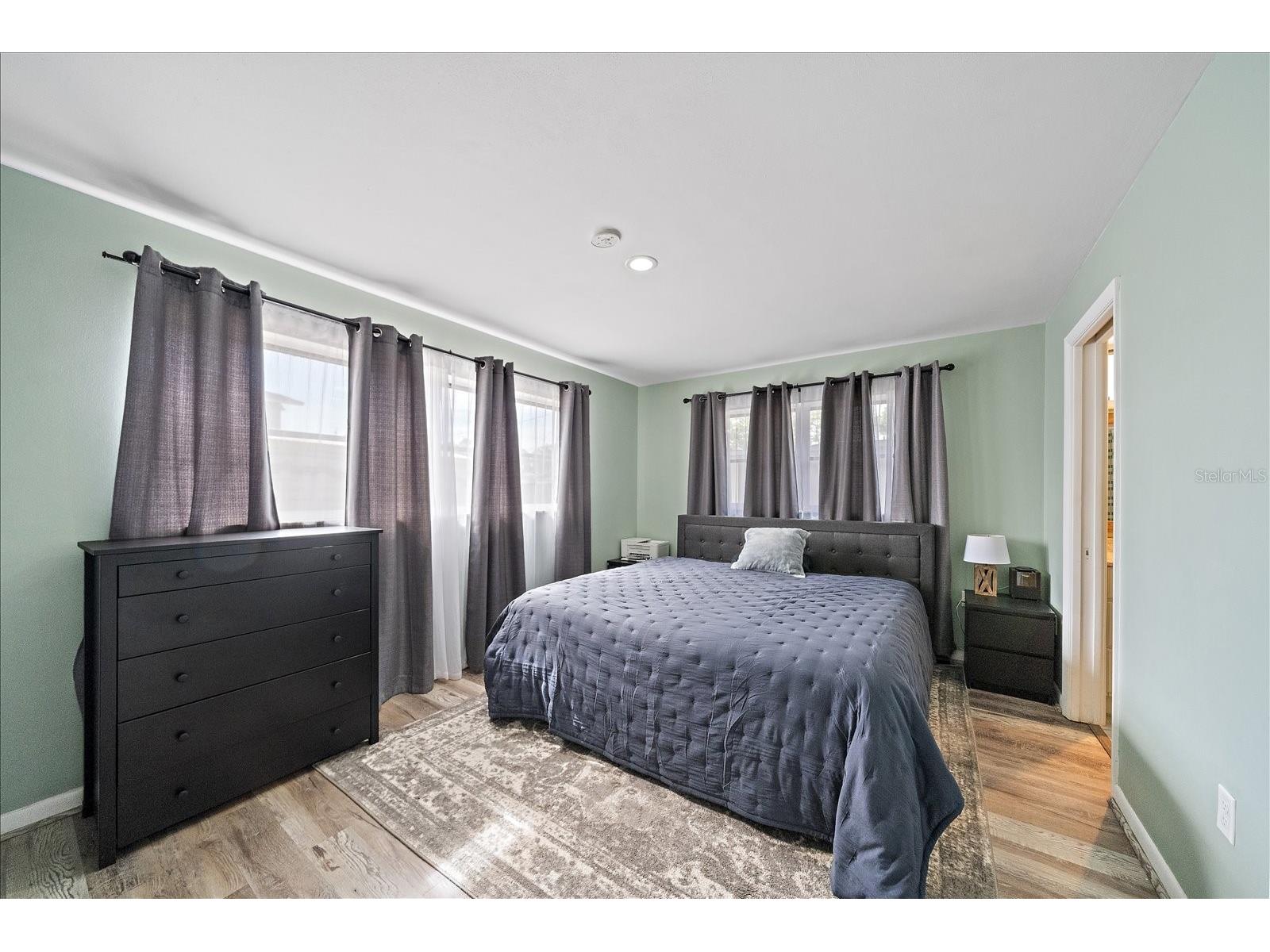 1210 Doris Drive Sarasota FL 34243 A4698576 image20