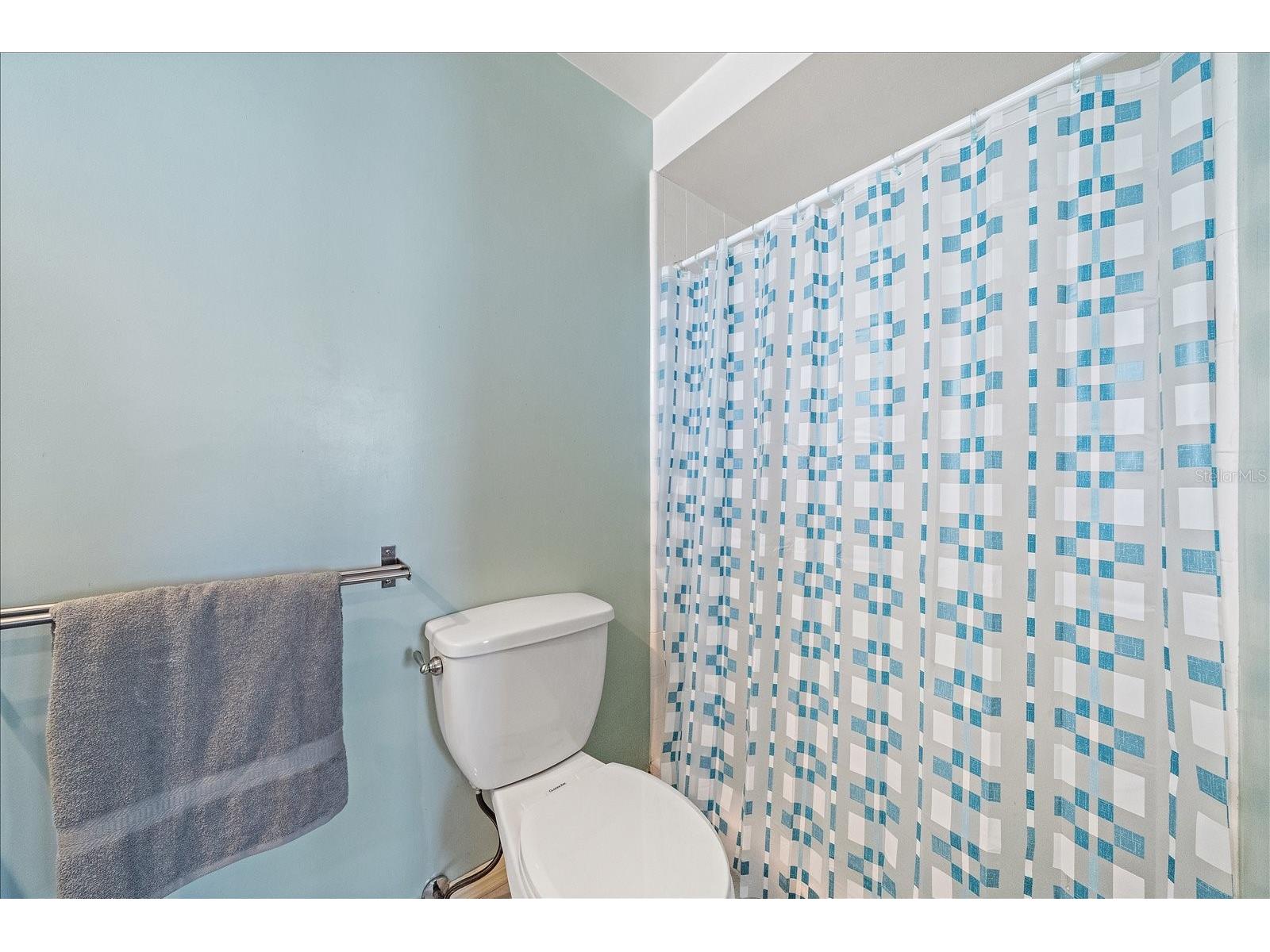 1210 Doris Drive Sarasota FL 34243 A4698576 image23
