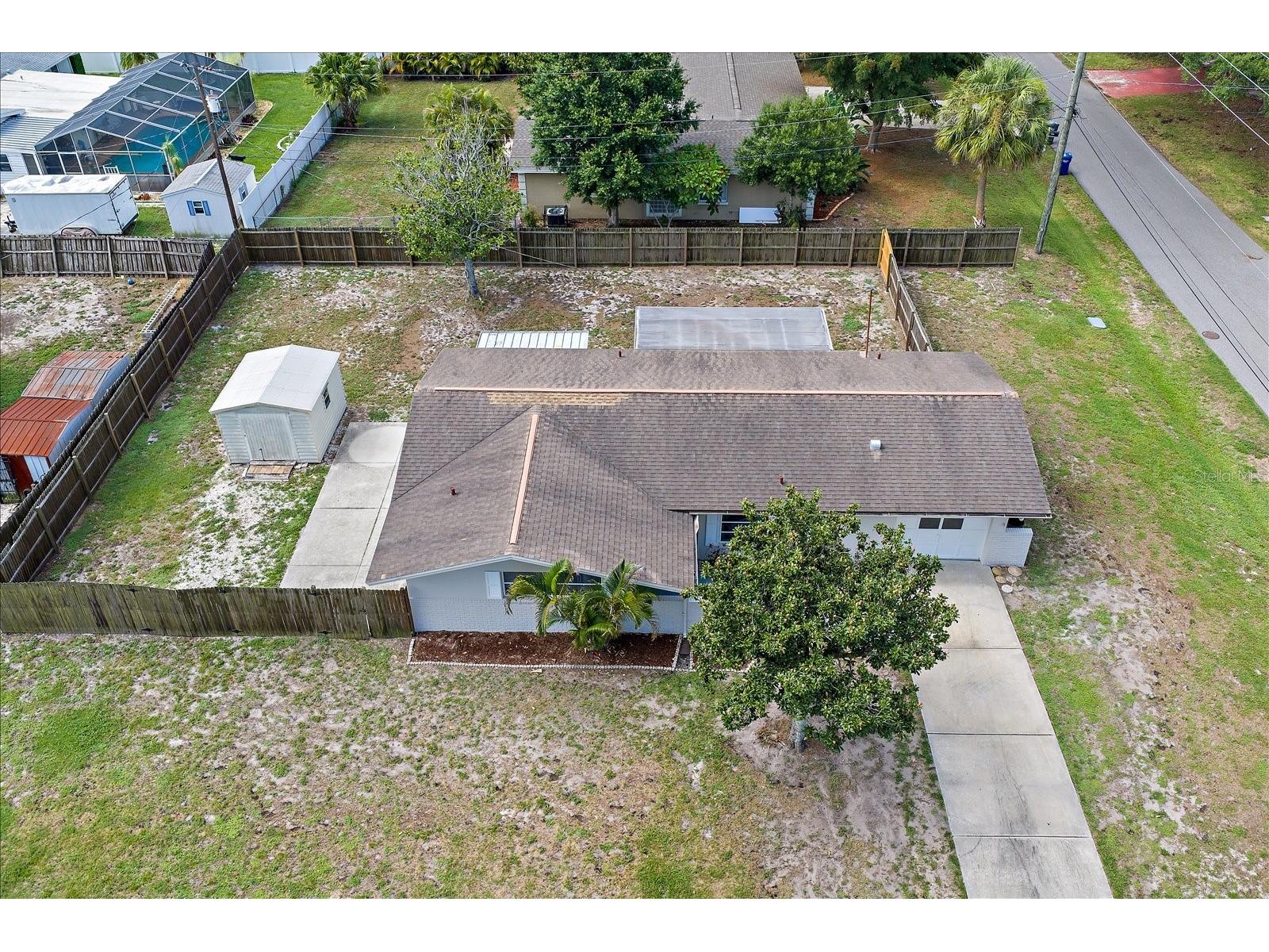 1210 Doris Drive Sarasota FL 34243 A4698576 image4