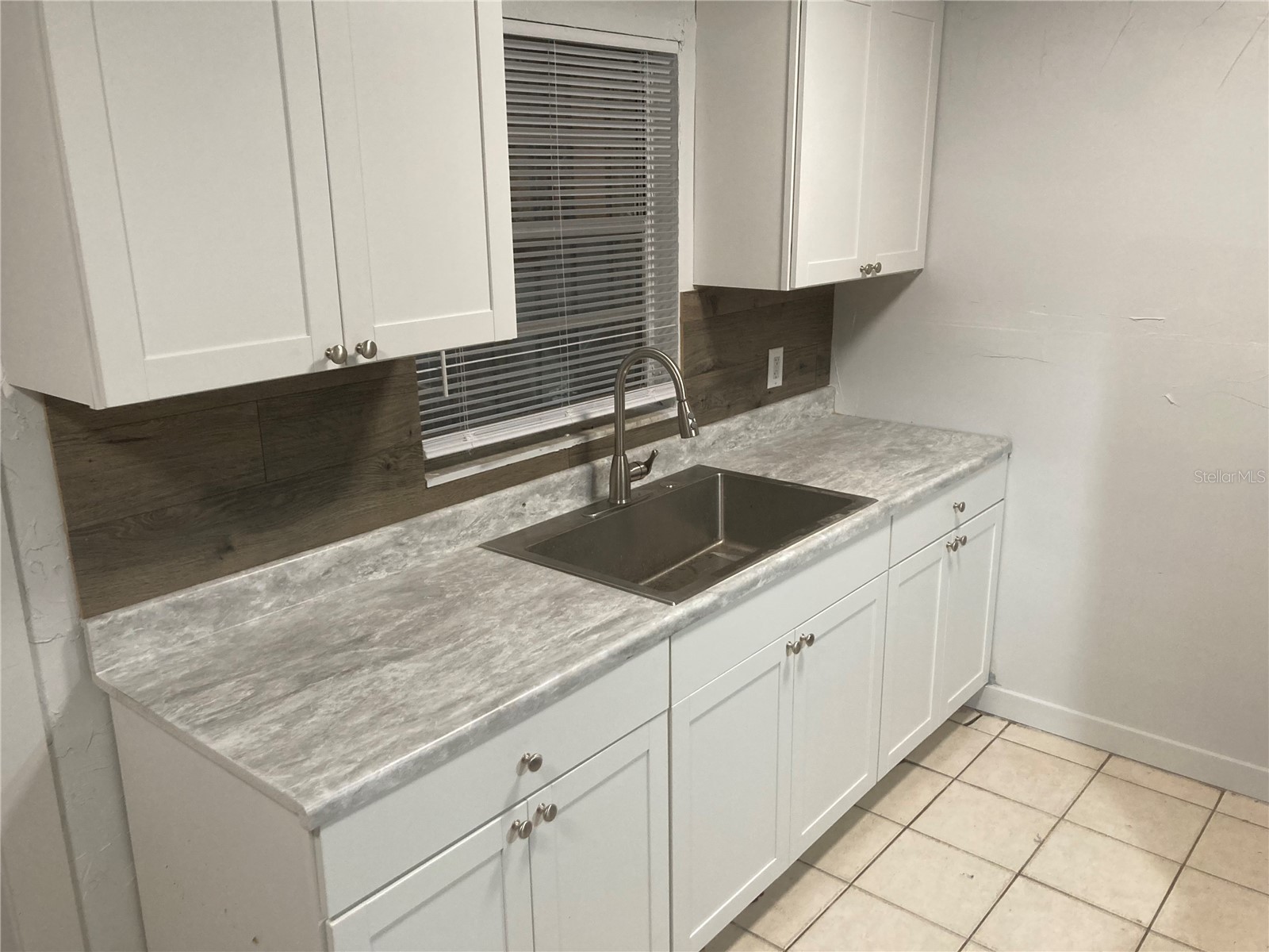1210 E 140th Avenue Tampa FL 33613 TB8511454 image8