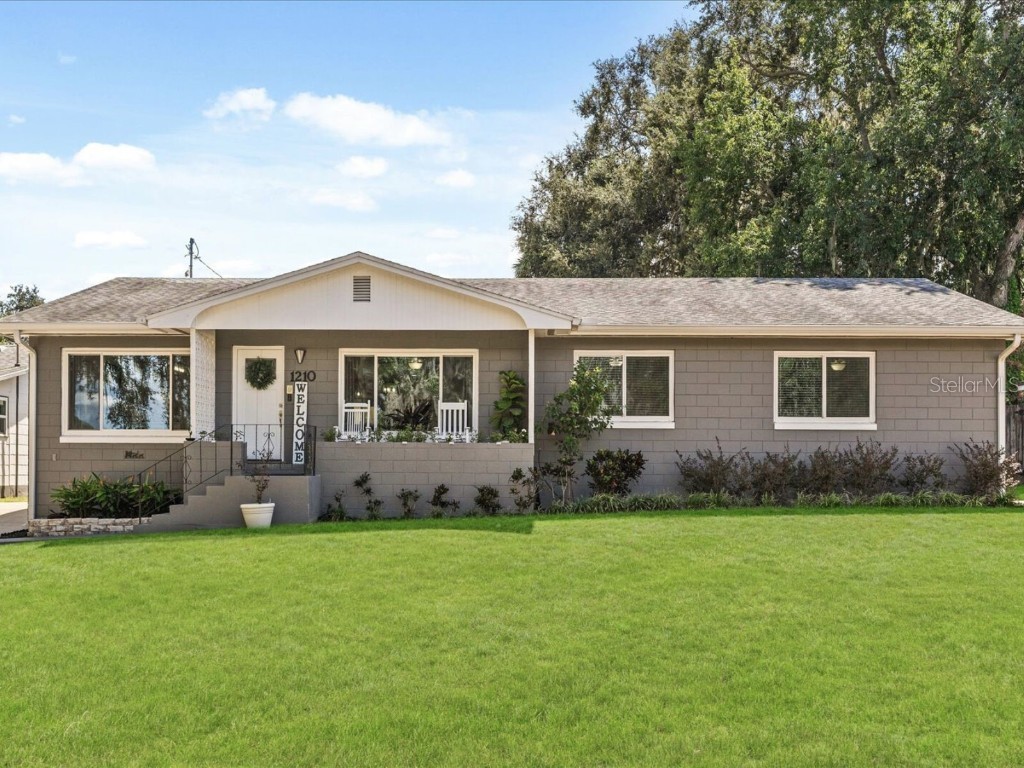 1210 E Caroline Street Tavares FL 32778 G5102449 image2