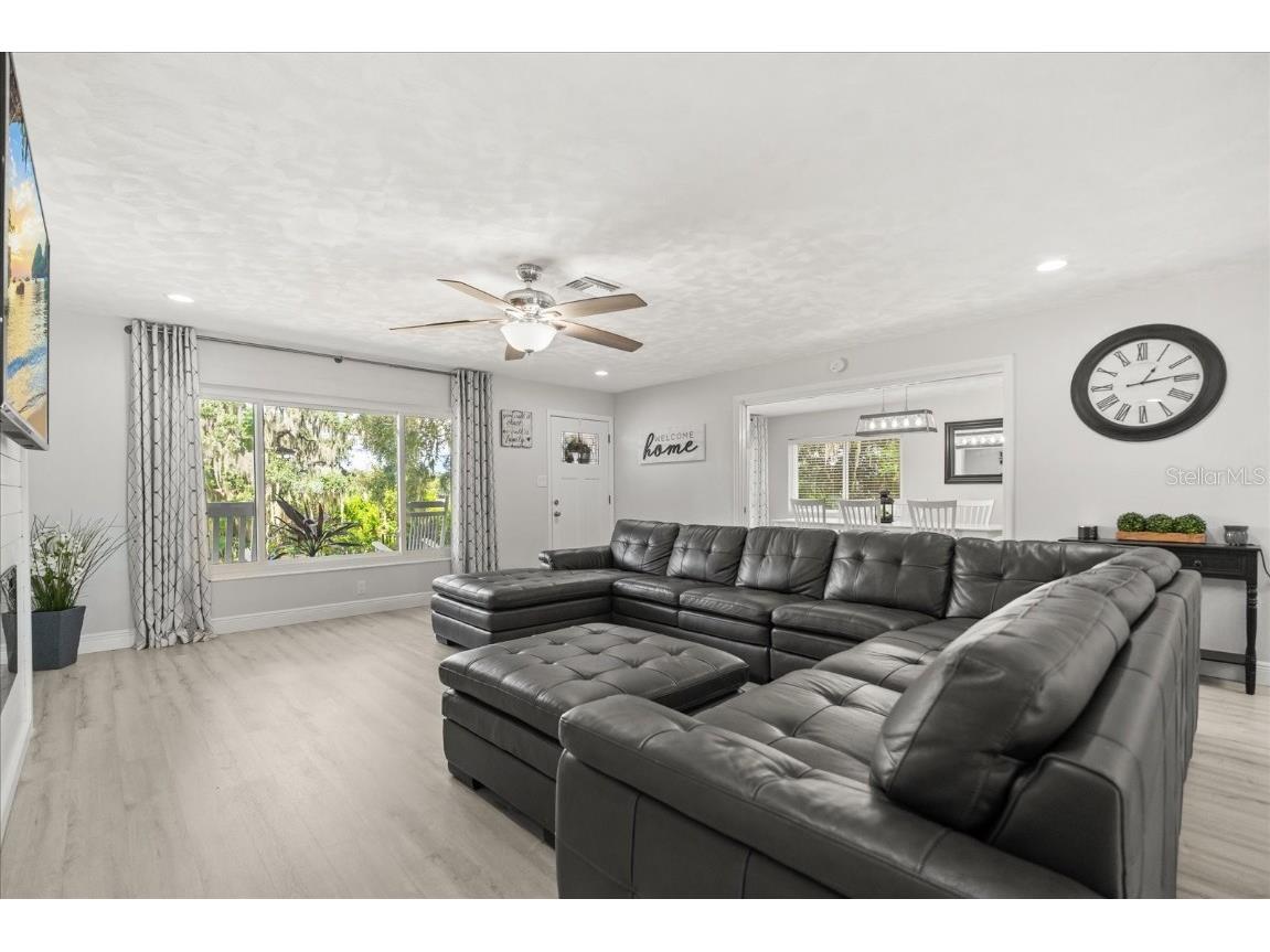 1210 E Caroline Street Tavares FL 32778 G5102449 image8