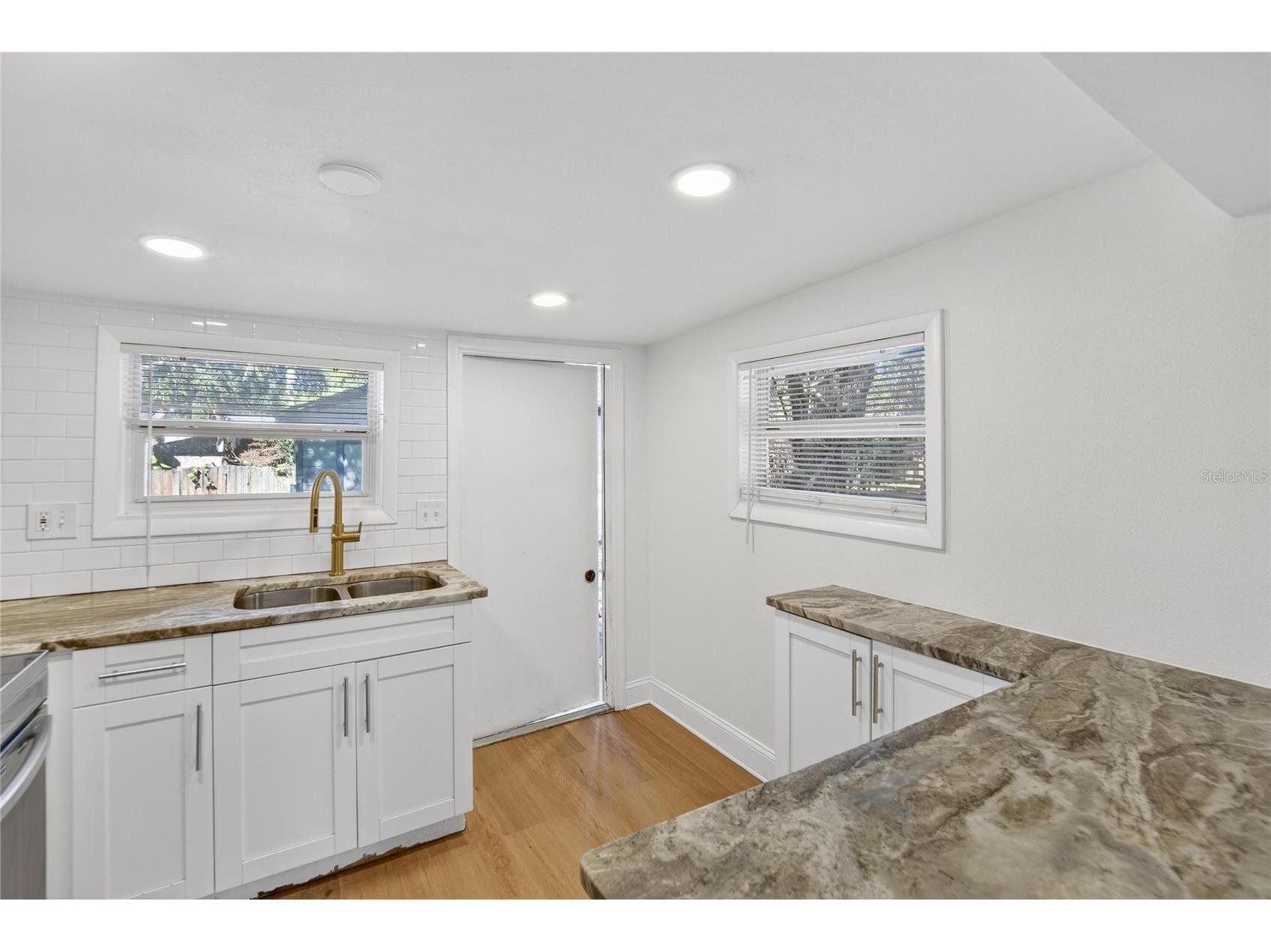 1210 E Cayuga Street Tampa FL 33603 TB8467505 image6