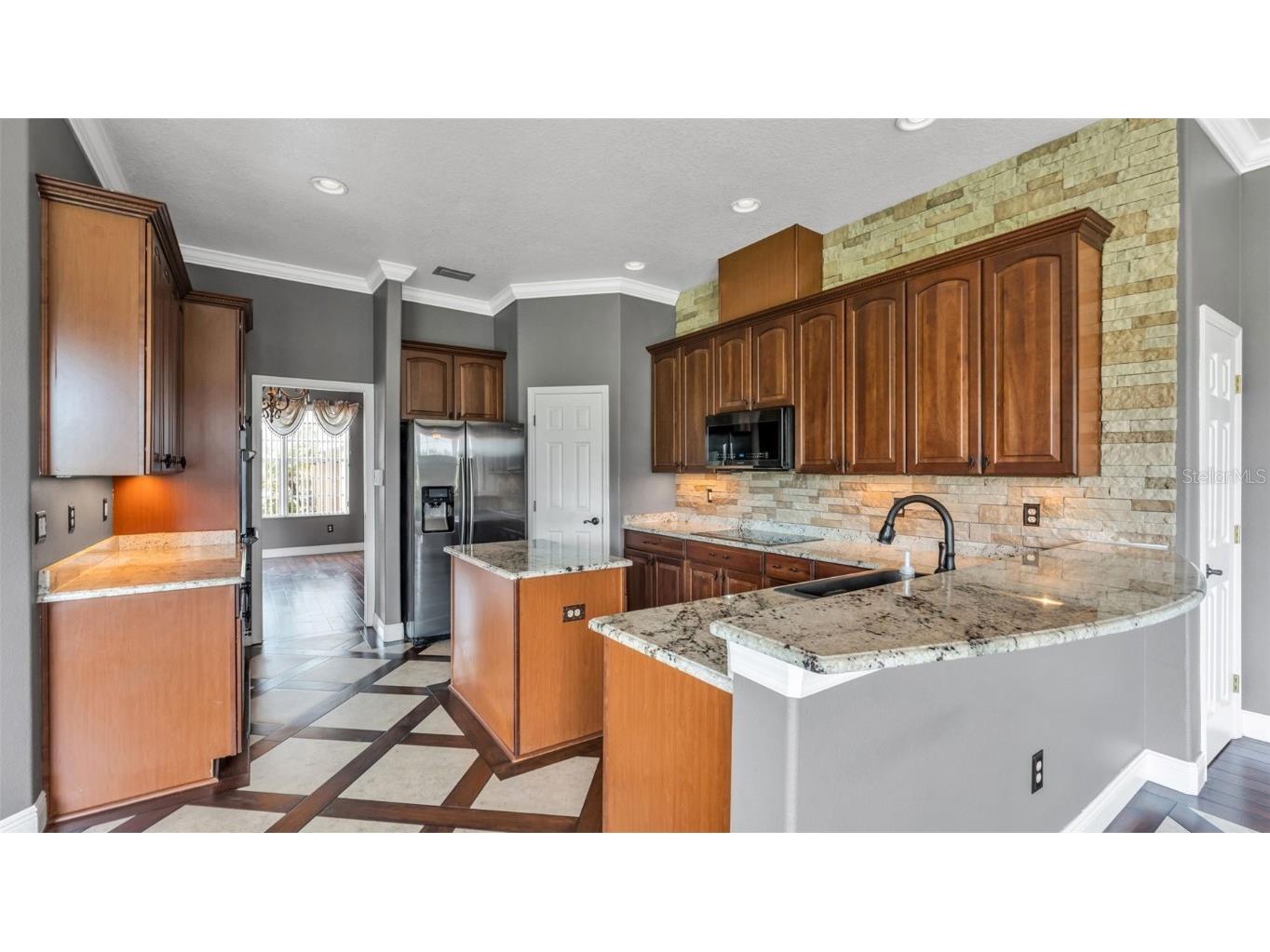 1210 Facet View Way Valrico FL 33594 L4957805 image15