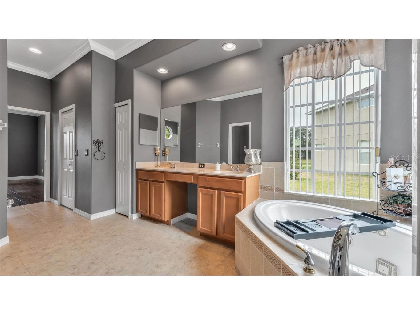 1210 Facet View Way Valrico FL 33594 L4957805 image37