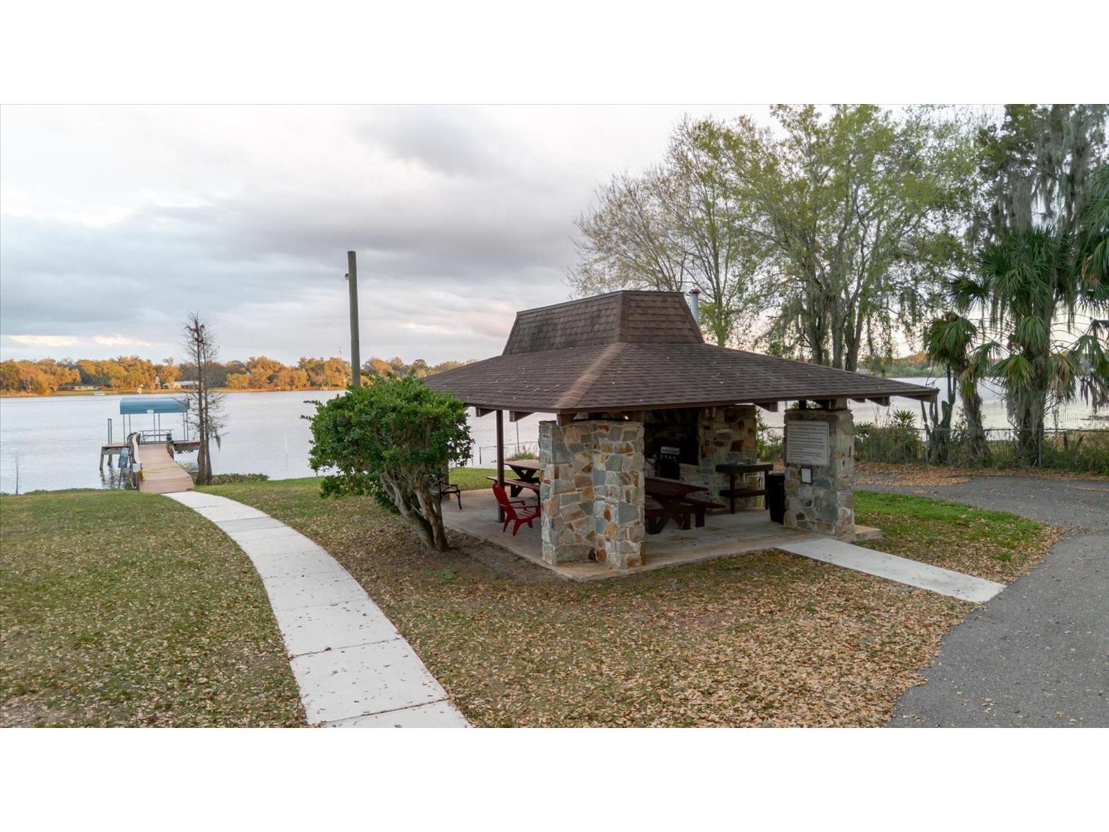 1210 Lady Elaine Drive Valrico FL 33594 TB8478008 image12