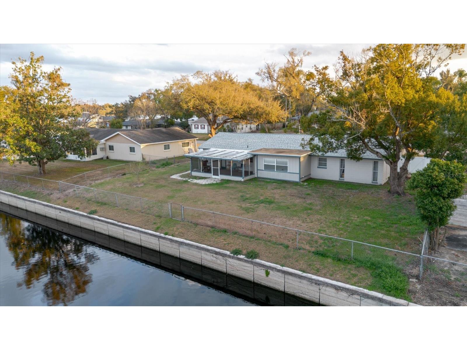 1210 Lady Elaine Drive Valrico FL 33594 TB8478008 image5