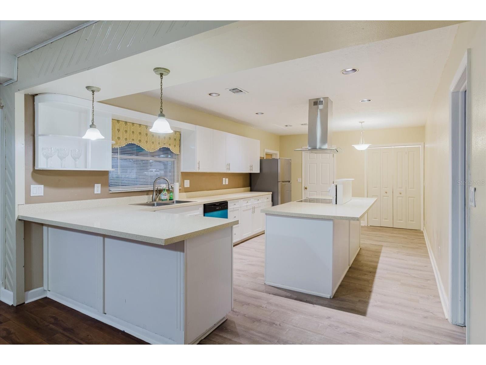 1210 Lady Elaine Drive Valrico FL 33594 TB8478008 image86