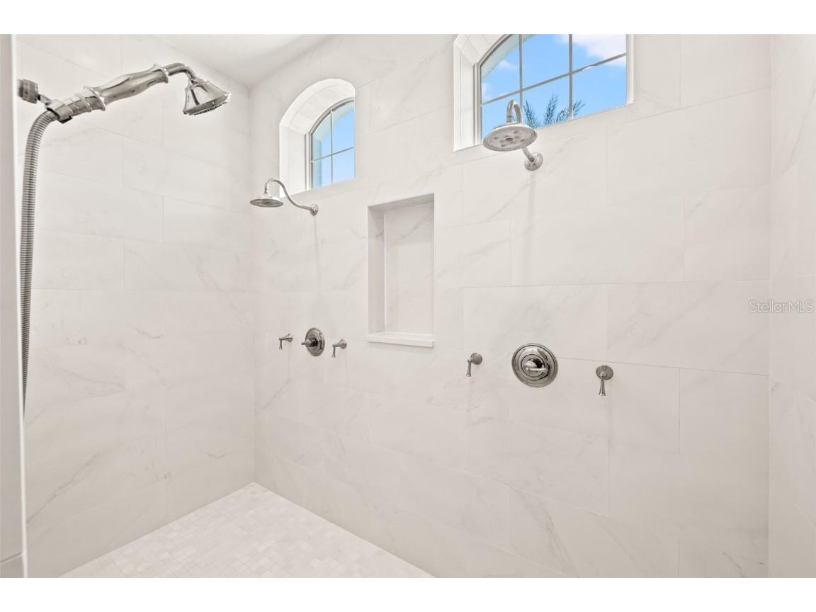 1210 Monterey Boulevard NE Saint Petersburg FL 33704 - COFFEE POT BAYOU TB8417542 image27