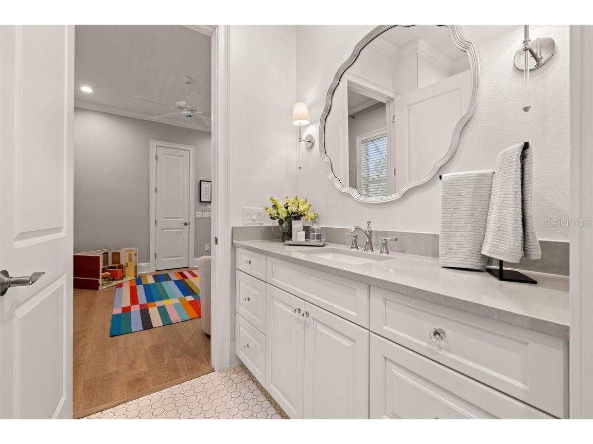 1210 Monterey Boulevard NE Saint Petersburg FL 33704 - COFFEE POT BAYOU TB8417542 image30