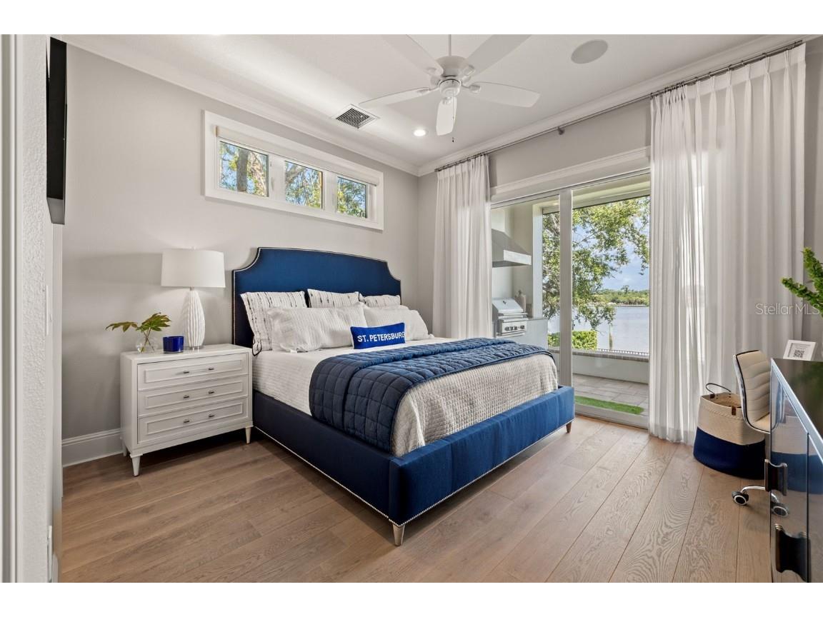 1210 Monterey Boulevard NE Saint Petersburg FL 33704 - COFFEE POT BAYOU TB8417542 image32