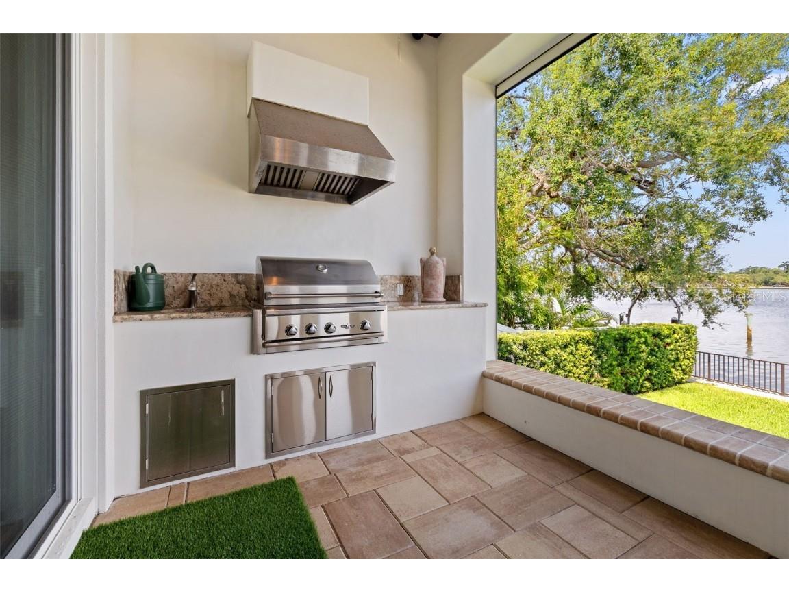 1210 Monterey Boulevard NE Saint Petersburg FL 33704 - COFFEE POT BAYOU TB8417542 image55