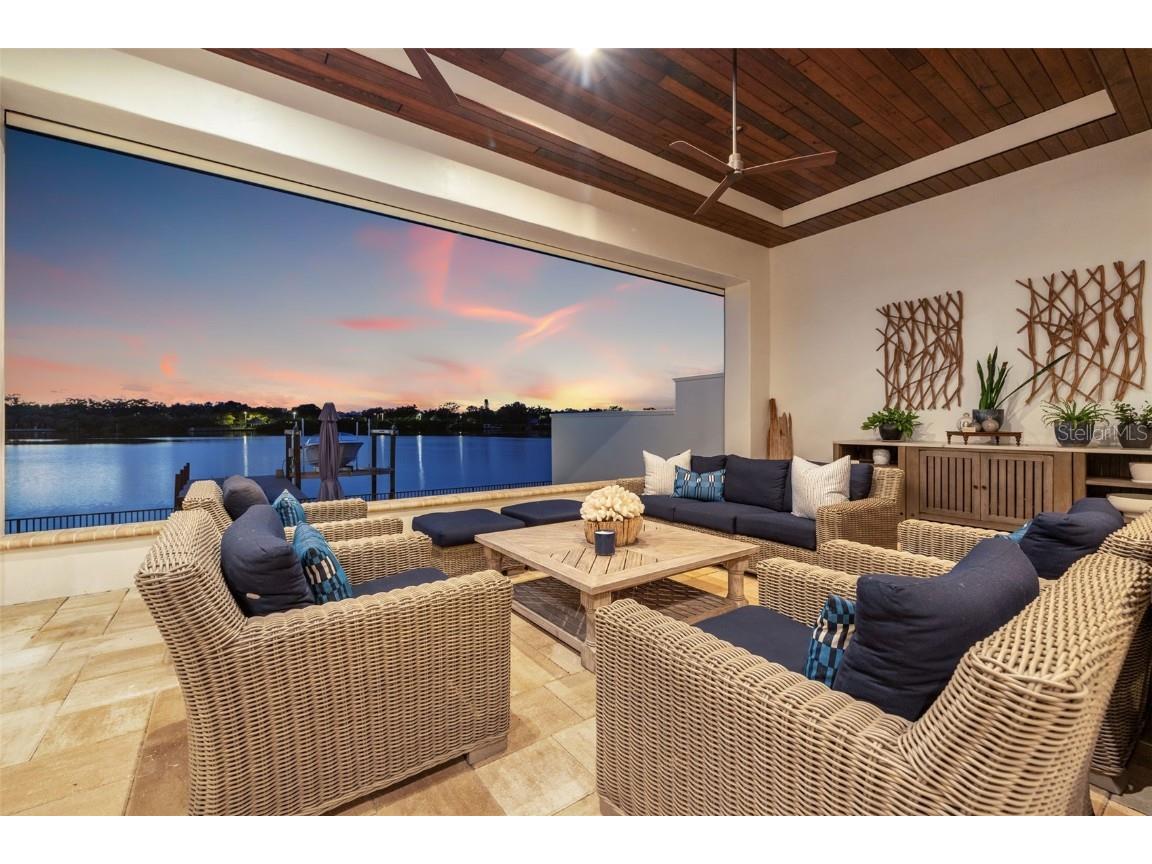 1210 Monterey Boulevard NE Saint Petersburg FL 33704 - COFFEE POT BAYOU TB8417542 image57