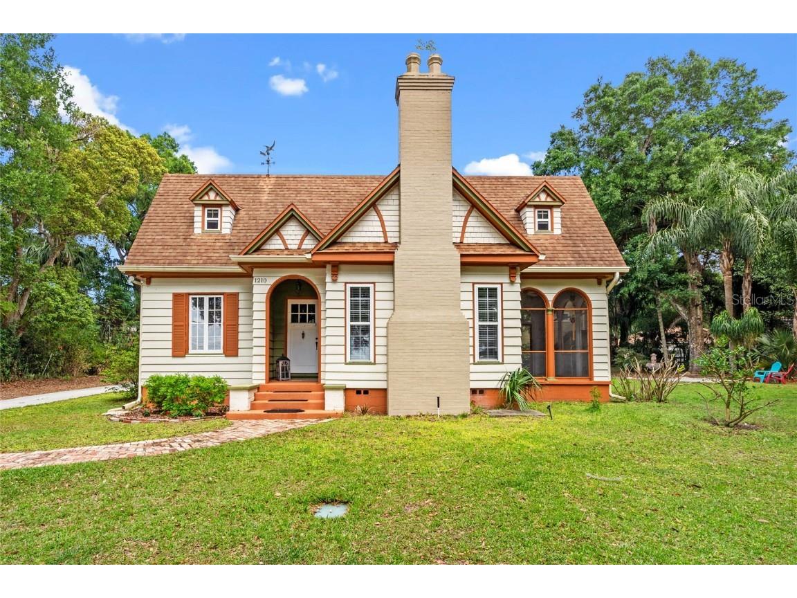 1210 S Clayton Street Mount Dora FL 32757 O6101209 image1