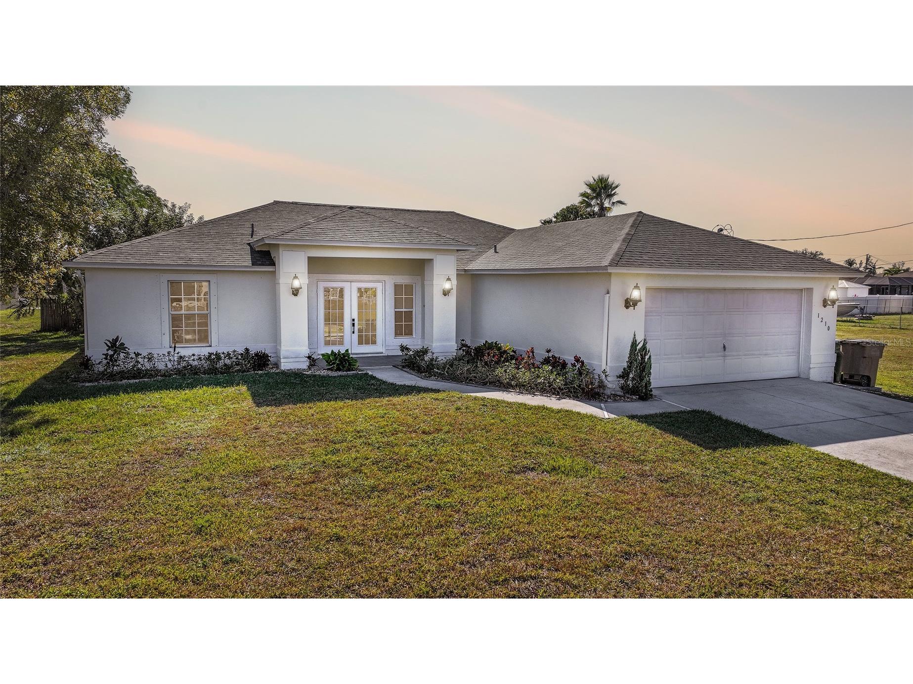 1210 SW 10th Terrace Cape Coral FL 33991 C7519512 image1