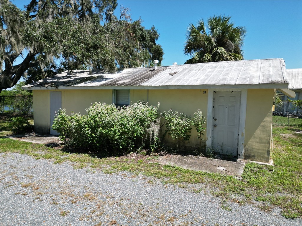 1210 Sweeney Drive Ruskin FL 33570 TB8437965 image11