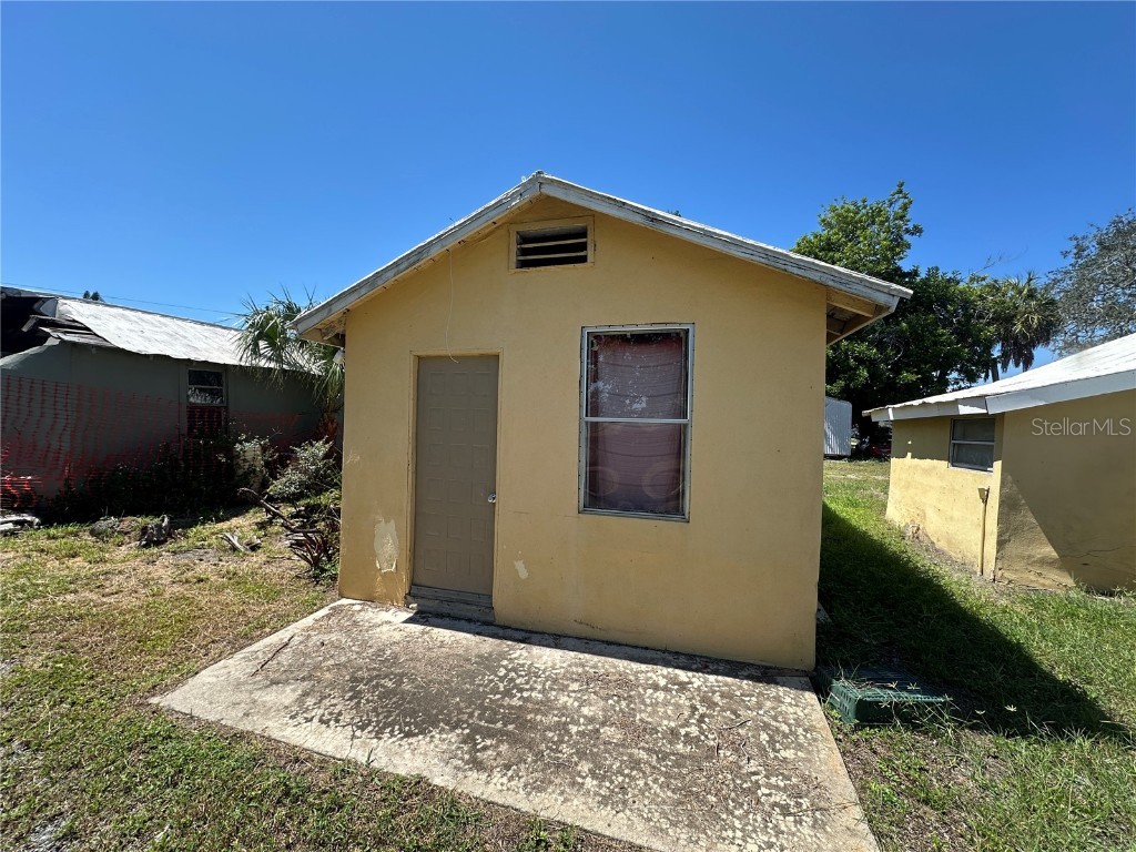 1210 Sweeney Drive Ruskin FL 33570 TB8437965 image15