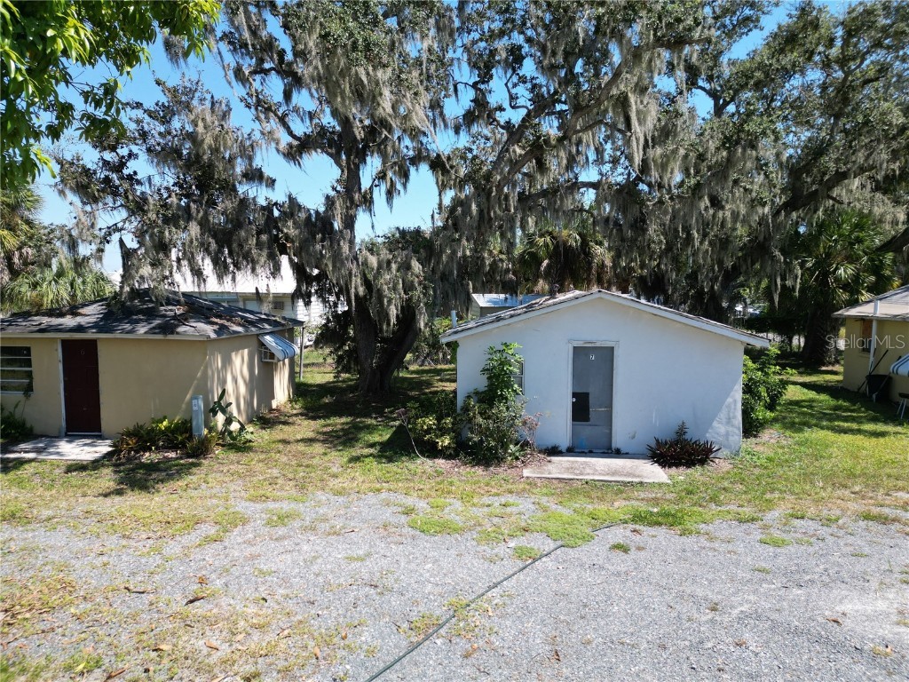 1210 Sweeney Drive Ruskin FL 33570 TB8437965 image9