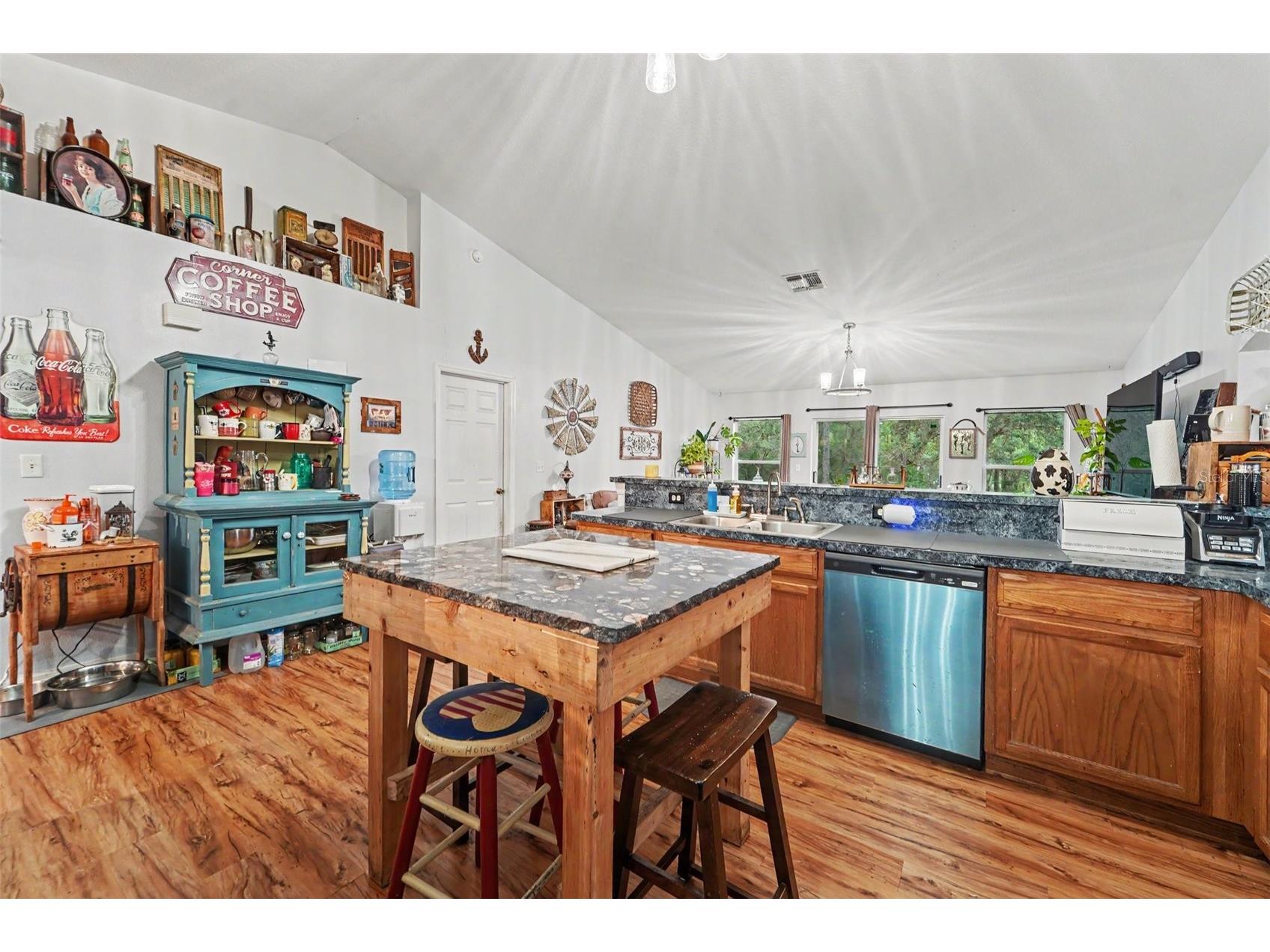 1210 W Fan Drive Citrus Springs FL 34434 TB8512347 image4