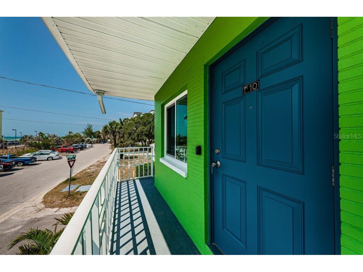 12100 Gulf Boulevard Treasure Island FL 33706 U8198831 image17