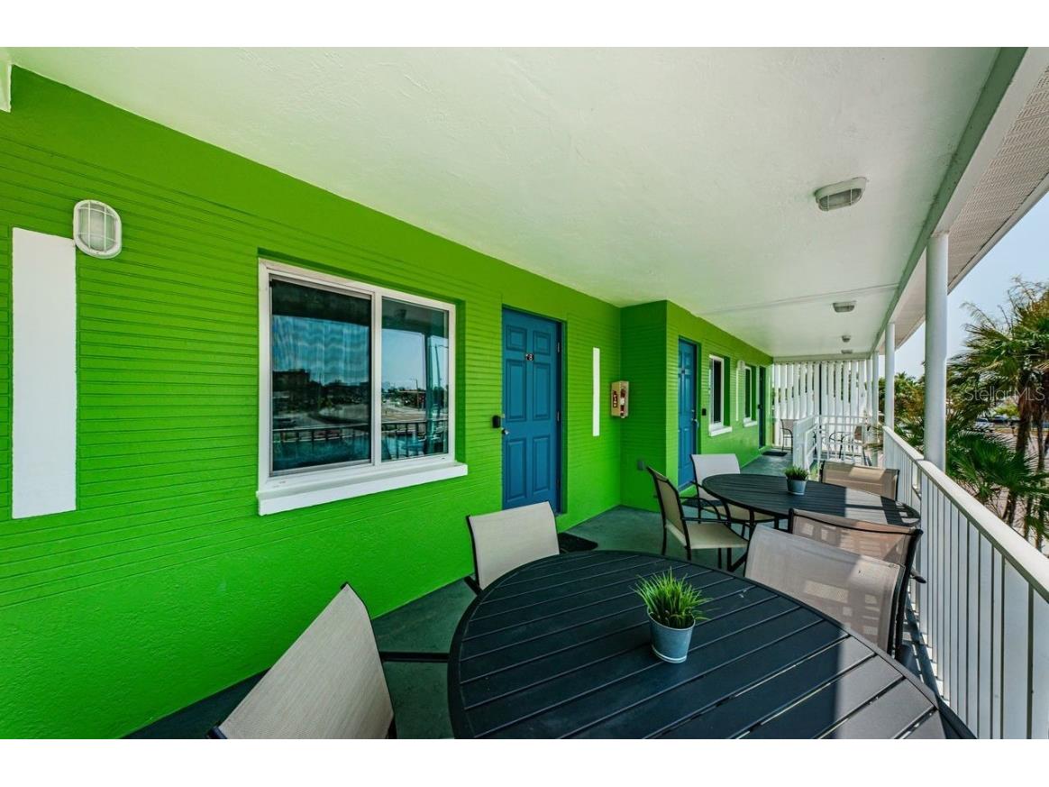 12100 Gulf Boulevard Treasure Island FL 33706 U8198831 image19