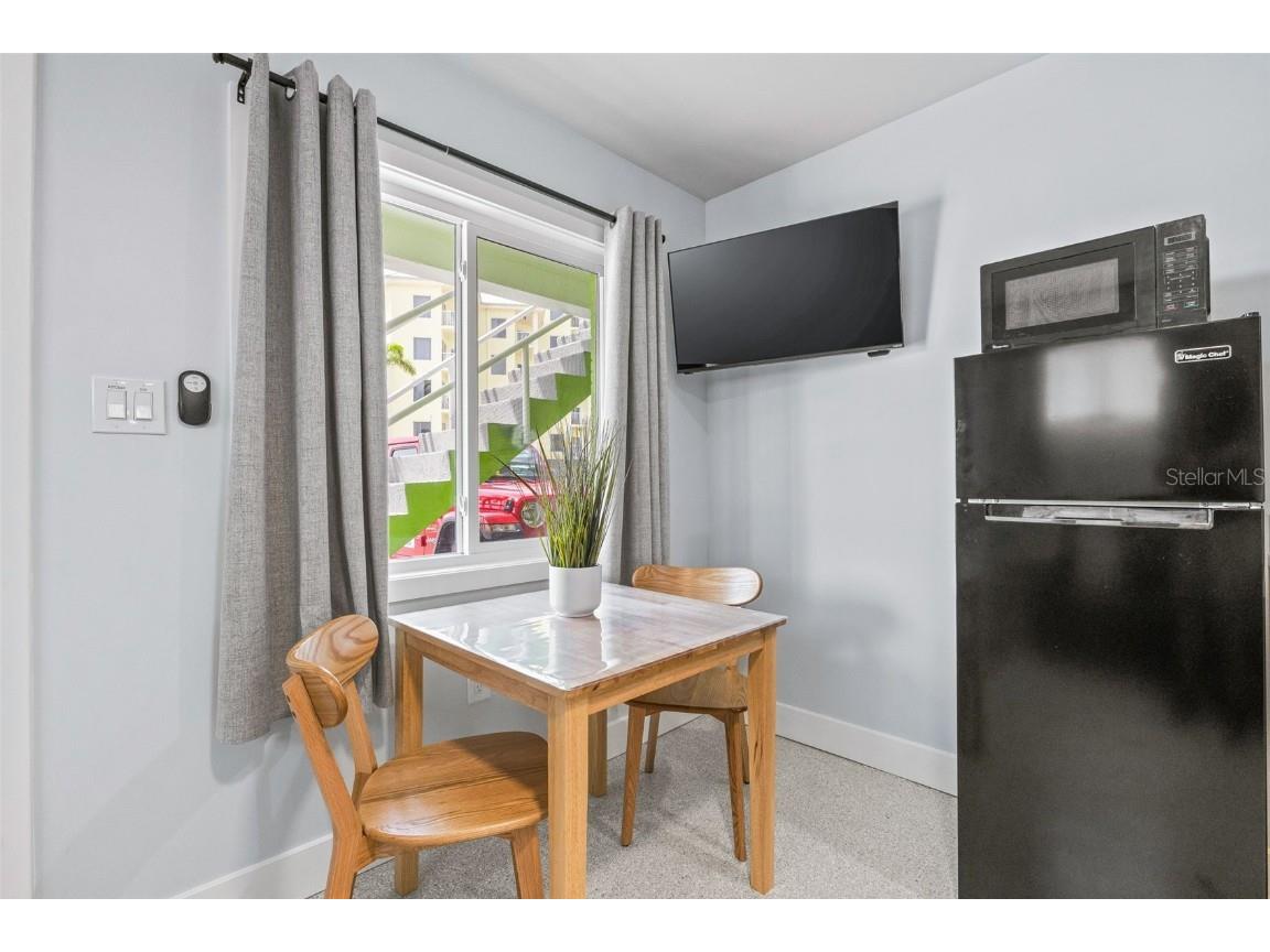 12100 Gulf Boulevard Treasure Island FL 33706 U8198831 image23