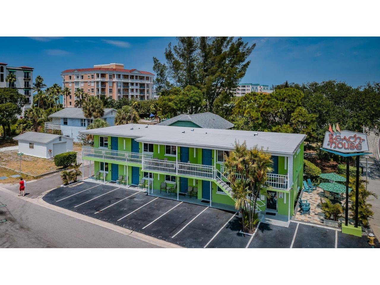 12100 Gulf Boulevard Treasure Island FL 33706 U8198831 image5