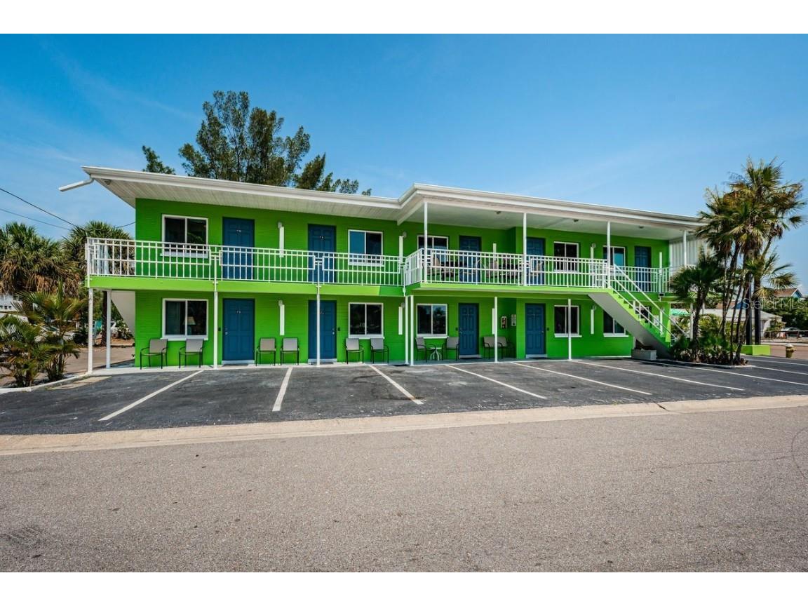 12100 Gulf Boulevard Treasure Island FL 33706 U8198831 image7