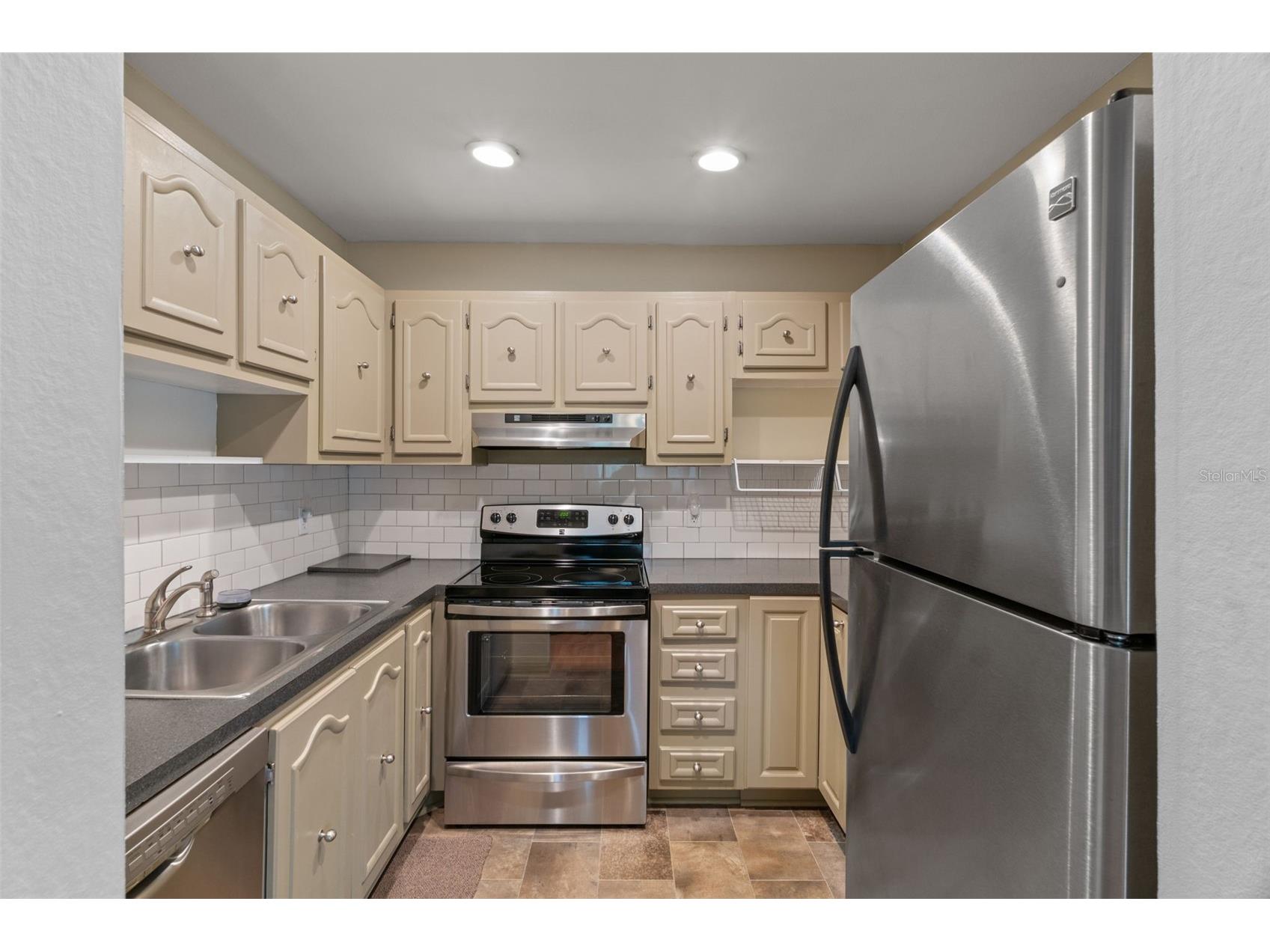 12102 Boynton Lane #B New Port Richey FL 34654 W7886177 image21