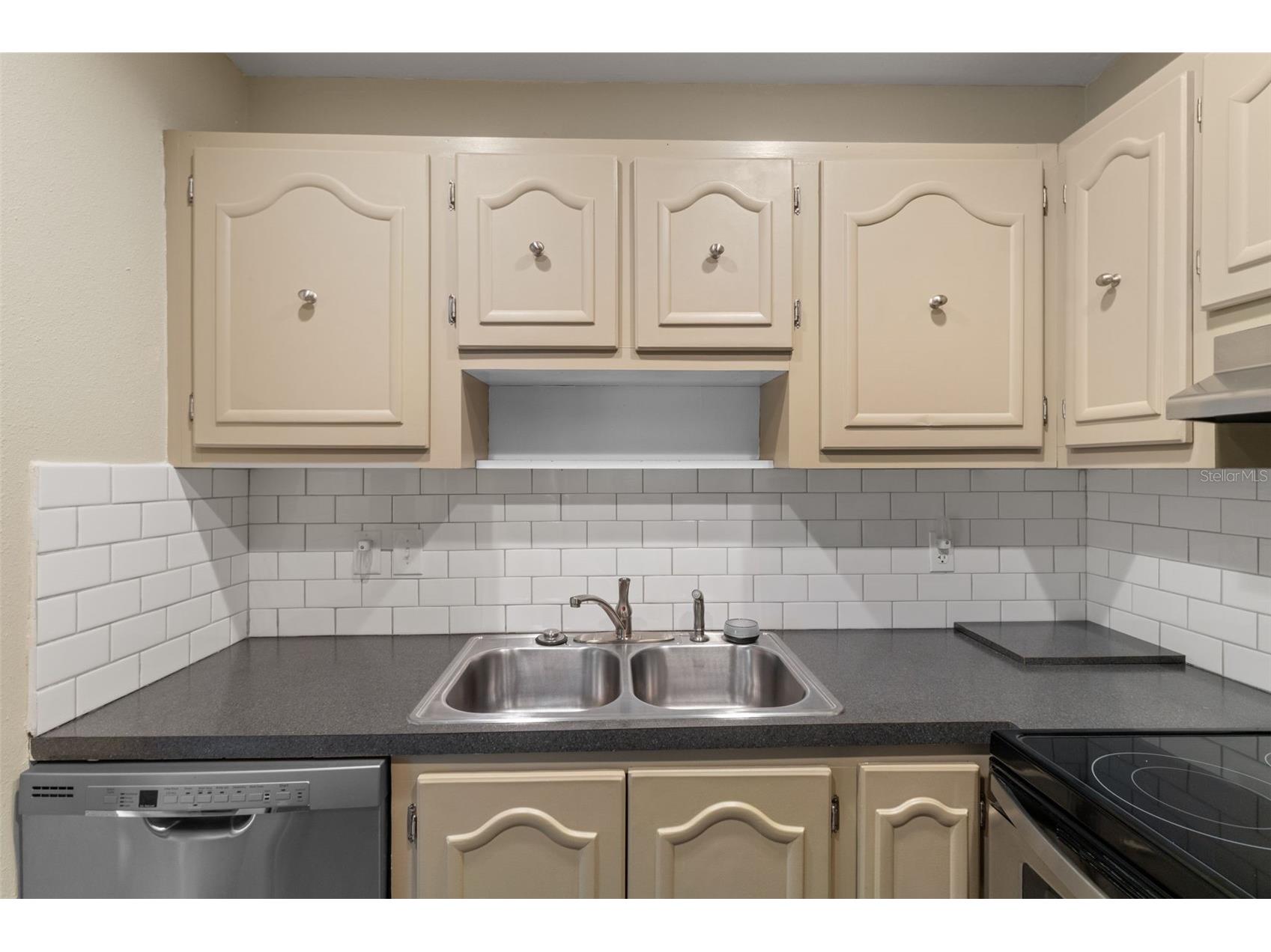 12102 Boynton Lane #B New Port Richey FL 34654 W7886177 image22