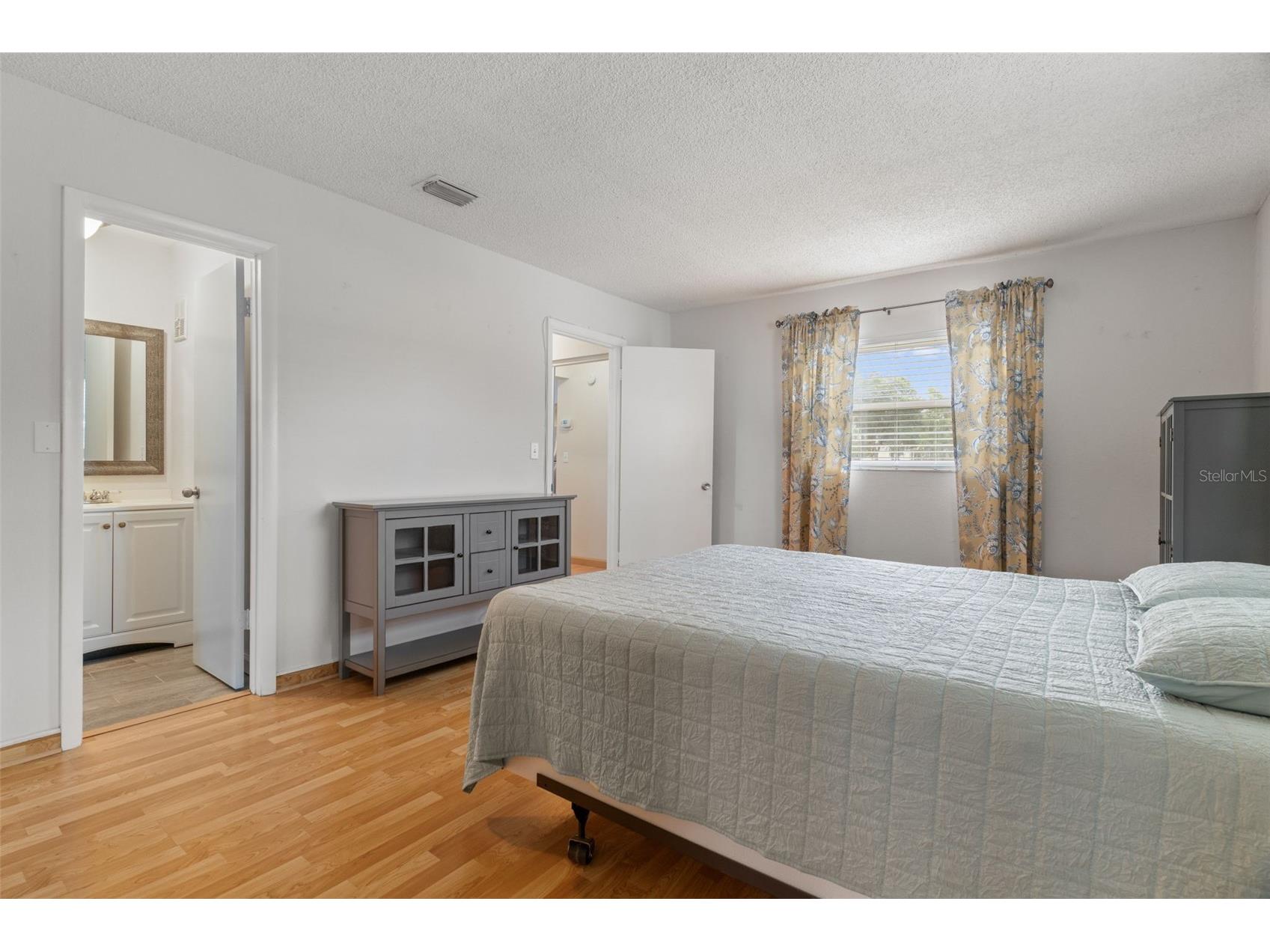 12102 Boynton Lane #B New Port Richey FL 34654 W7886177 image26