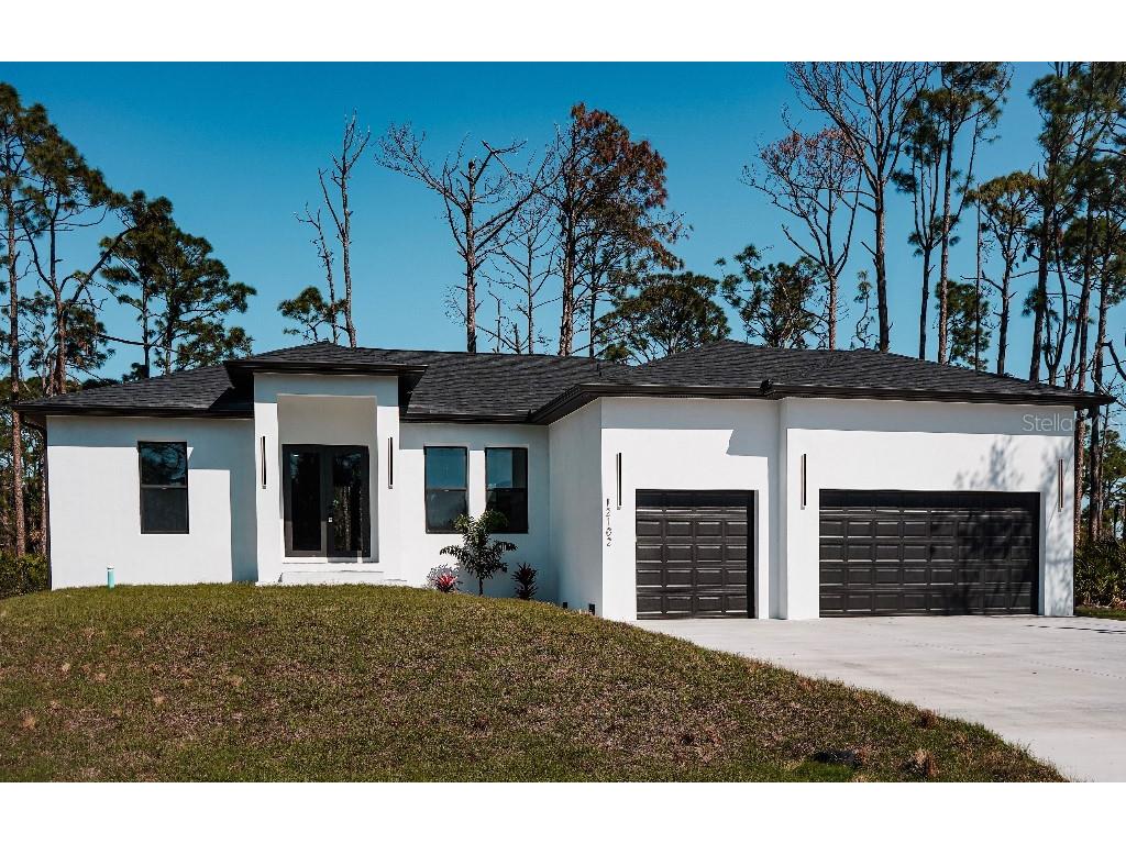 12102 Chapman Avenue Port Charlotte FL 33953 W7871967 image1