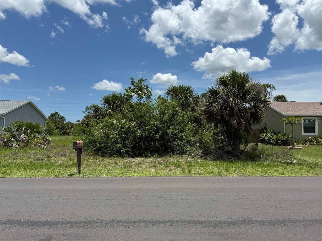 12103 Xavier Avenue Port Charlotte FL 33981 D6142953 image1