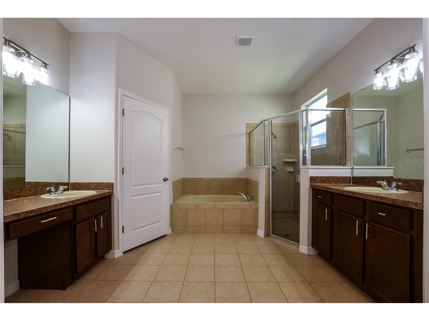 12104 Citruswood Drive Orlando FL 32832 TB8490458 image11