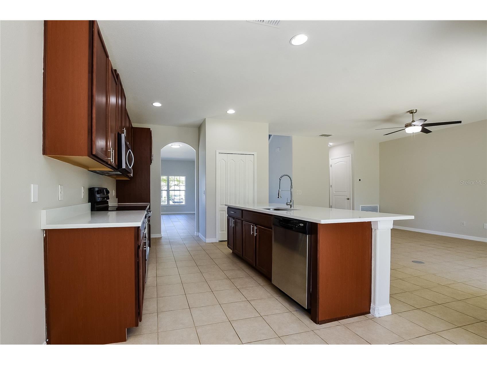 12104 Citruswood Drive Orlando FL 32832 TB8490458 image6