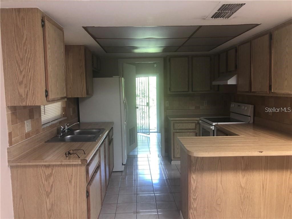 12106 Club Woods Drive Orlando FL 32824 O6407026 image2